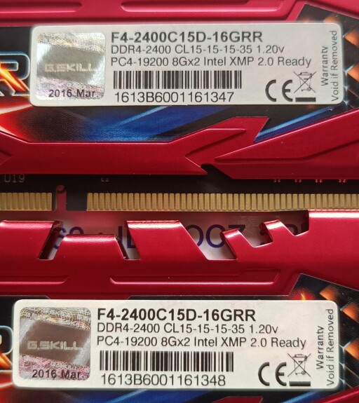 G.SKILL RIPJAWS 4 (RED) 4