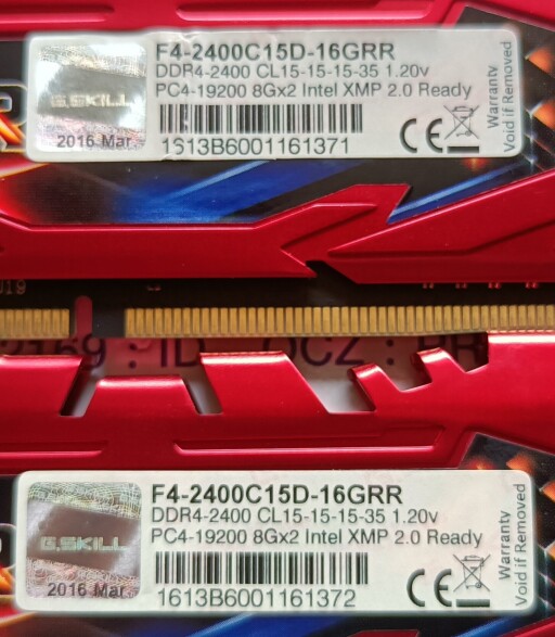 G.SKILL RIPJAWS 4 (RED) 5