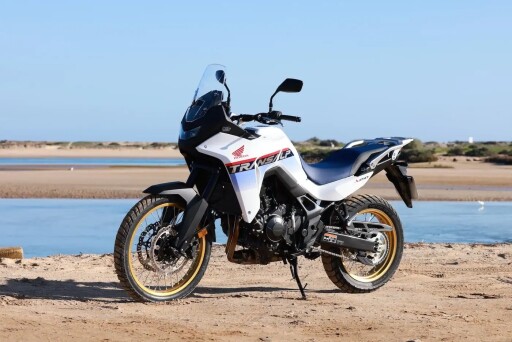 prova honda transalp 750 2025 11zon