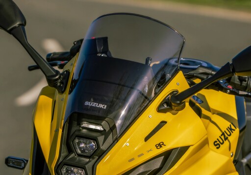 7 gsx 8r kiiro sport bike desktop smoke screen 11zon