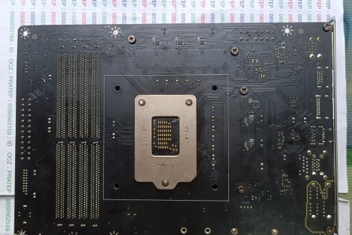 MPC Z490 GAMING PLUS 5