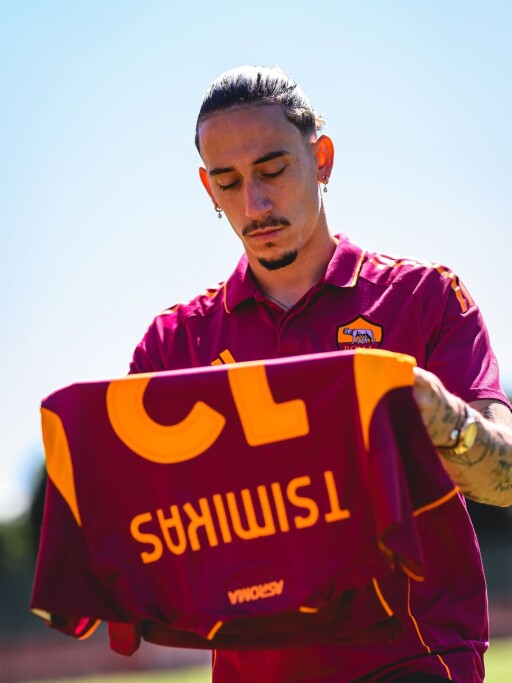 officialasroma 541511872 18526123375037660 7991240224842558363 n