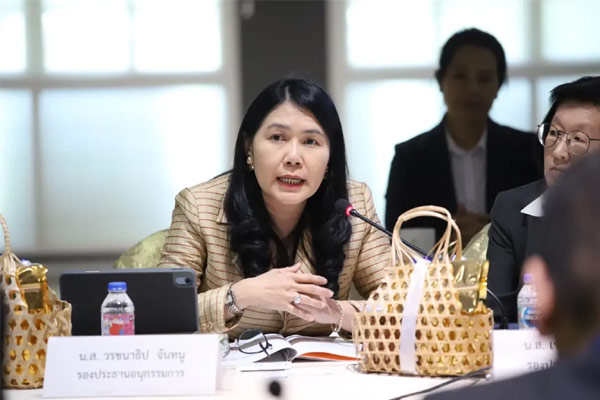 “วรชนาธิป