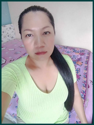 ieUkEM.jpeg" border="0